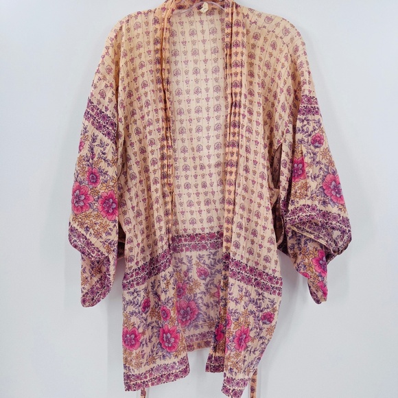SPELL AND THE GYPSY SHORT STORY FOLD DESERT ROSE KIMONO RARE - Picture 1 of 7